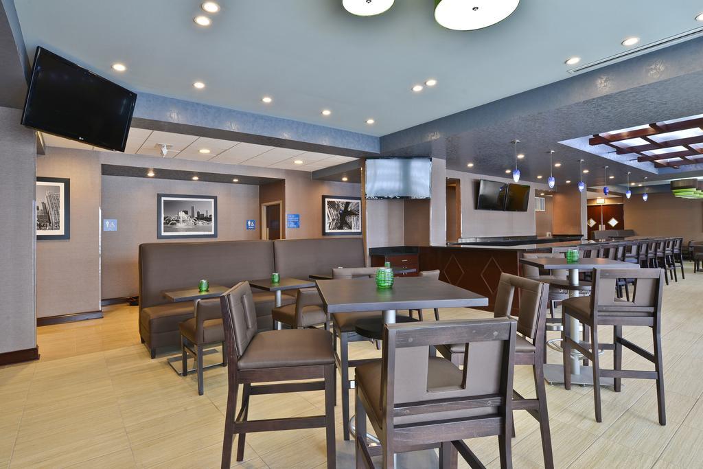 Wyndham Garden Elk Grove Village - O'Hare Екстер'єр фото